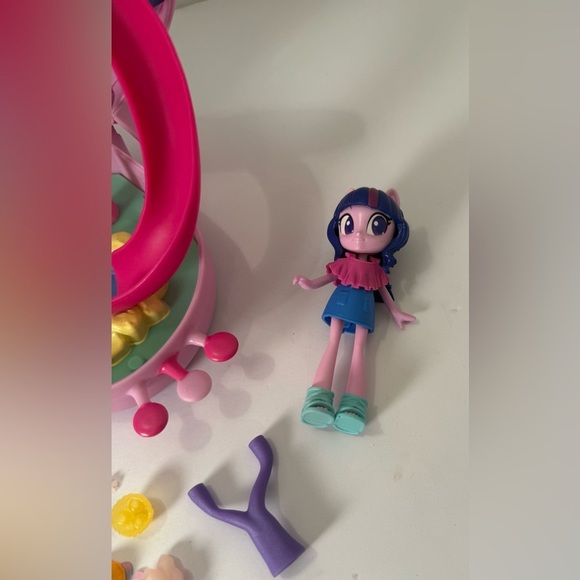 MLP Mini World Magic Compact Creation Bridlewood Forest Playset And Extras - Picture 5 of 5